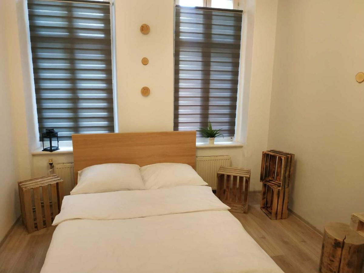 Rejtana Street Hostel วรอตซวาฟ ภายนอก รูปภาพ